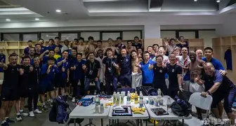 乐动官方网站-关于76人队惨败后更衣室爆发冲突，主帅回应，为了这种教育.的信息