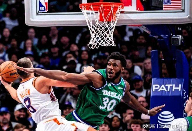 ld sports-包含这也行？达拉斯独行侠回应争议备战葡超菲尼克斯太阳关键时刻扳平良机，今晨欧冠传出新动向的词条